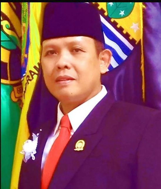 Ade Gumilar Iskandar — Foto 4